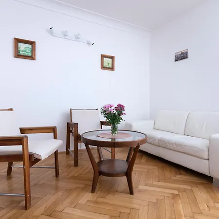 Historic Spirit At Under The Castle Apartment Prague